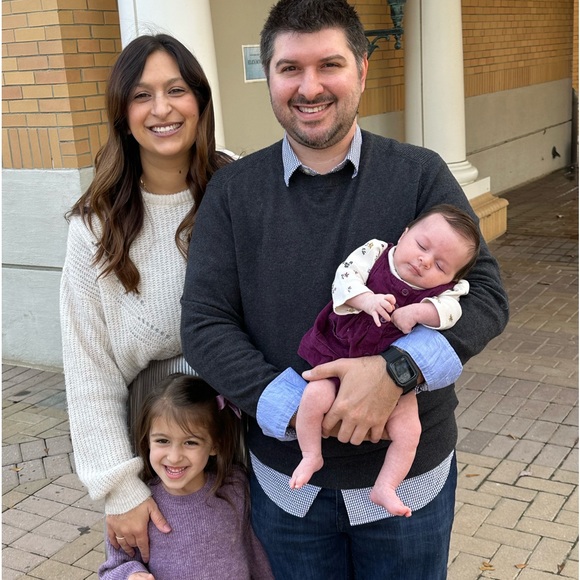 Meet your Posher, Maria - Picture 1 of 2